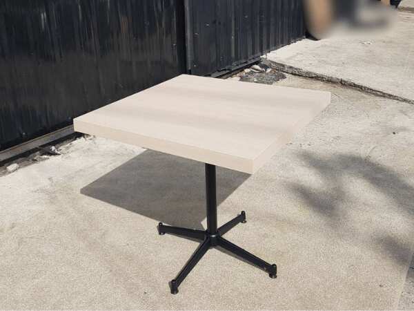 Dining table, steel legs, wooden top, cream color, 80 x 80 cm.