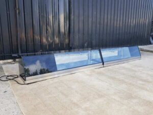 Showcase, glass counter freezer