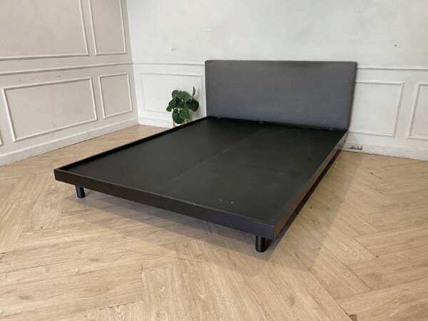 5-foot bed, wooden frame, black