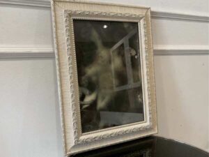 Art picture, white frame