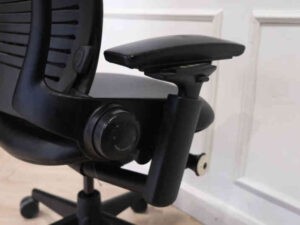 Ergonomic Chair Made in USA (BLACK) Steelcase Leap V2 ergonomic work chair._4W0TPCGKNP_XNOI8IW6WC