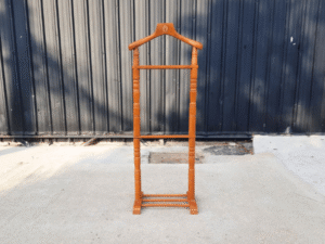 Wooden clothes rack