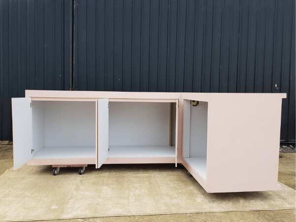 L-shaped corner wooden counter, 4 doors, pink