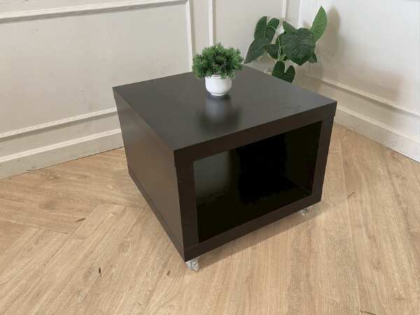 2-tier side table with wheels, wooden frame, black