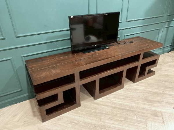 Geometric design wooden TV stand 200 cm