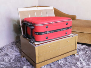 Luggage holder in hotel, wooden luggage cabinet, 2 drawers_096RW47DPL