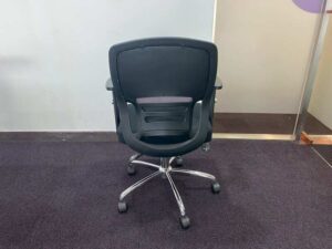 Office chair, steel legs, fabric seat, mesh backrest, black, Perfect brand.