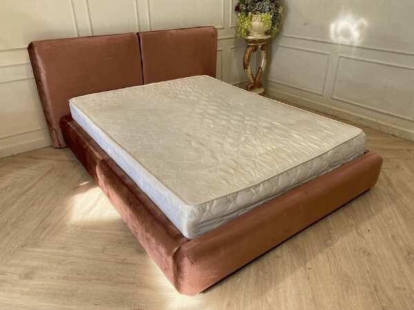5-foot bed, brown, 5-foot mattress, 8.5 inches thick