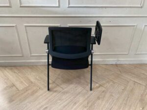 Lecture chair, steel legs, fabric cushion, mesh backrest, black._13NNO6IWPZ