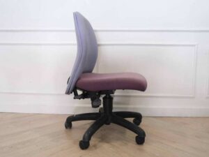 Rockworth purple fabric office chair._1MZG8GZ1DT