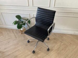 Office chair, Bristol leather seat, brushed aluminum arm-leg frame._1SL7WPFN9M