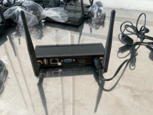 Wireless Presenter - Wireless image and sound transmission, Wepresent brand, model WIPG-1000P