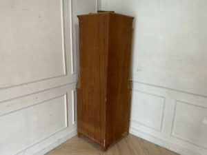 Classic style 2-door corner wooden cabinet