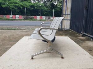 3-seat row chair, steel frame, silver color
