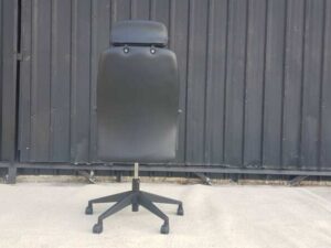 Office chair, executive chair, plastic base, leather seat, backrest with headrest, black.