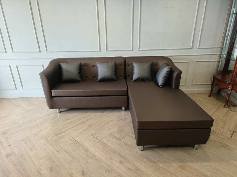 Cozy Modern L-Shaped Sofa in Brown (Brand New)
