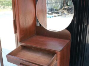 Dressing table, wooden frame, imported from Europe. (The cabinet on the left is for hanging clothes.)_4NJ7ZW6PD8