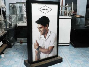 Light Box, product advertising sign, black, wooden base (no wheels)_5HBHAD7Y01