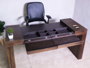 wooden frame work desk Lined with leather writing pad, has 2 leather trays, can be closed-opened / has 1 drawer._606YK11BOW
