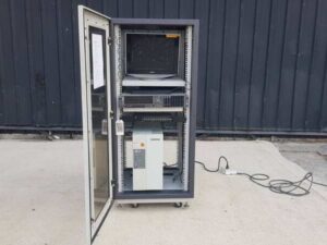 Rack cabinet for IT equipment