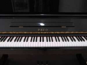 Upright Piano: paco pjvc 2434 pu-120e, good sound, beautiful, elegant, imported from Korea._6KJUKBJX6A