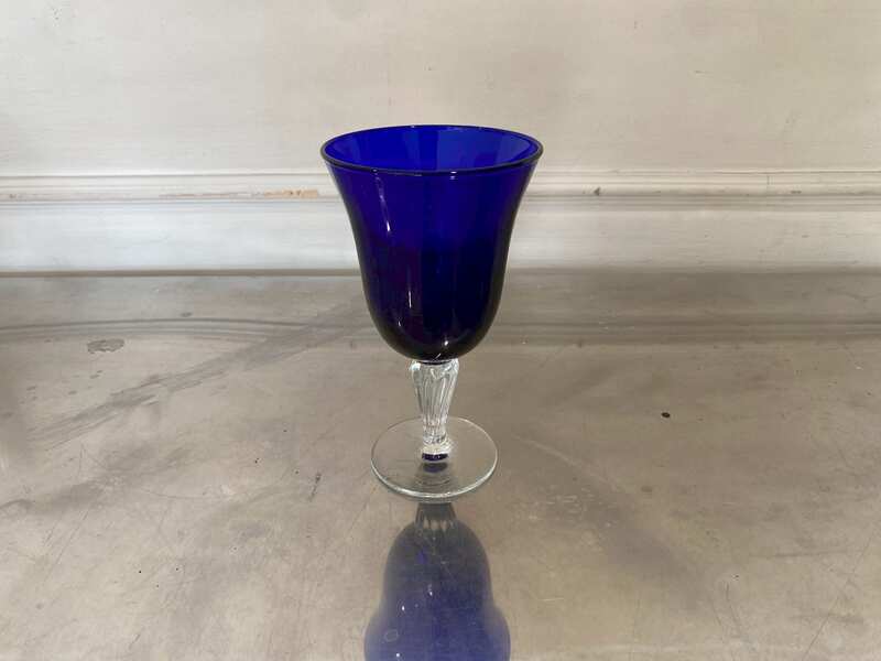 Cobalt blue goblet-shaped wine glass by Cristal d'Arques-Durand.
