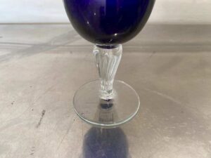 Cobalt blue goblet-shaped wine glass by Cristal d'Arques-Durand.