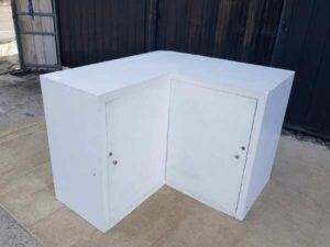 L-shaped corner wooden counter with 2 doors, white