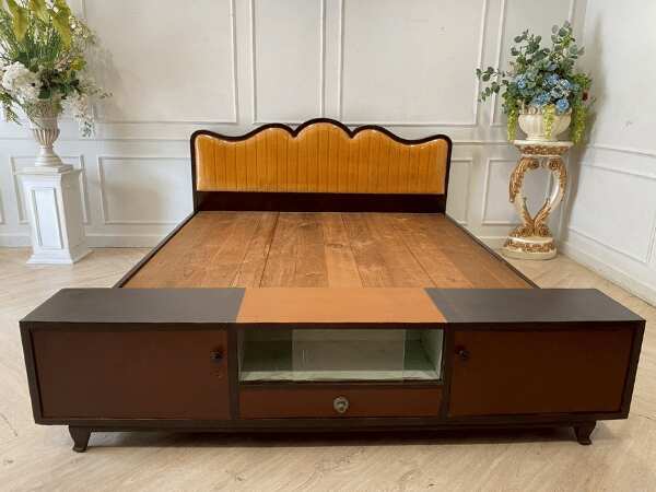 6 foot wooden bed, 2 doors, 1 drawer