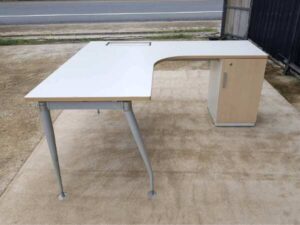 L-shaped corner desk with document cabinet 170 cm