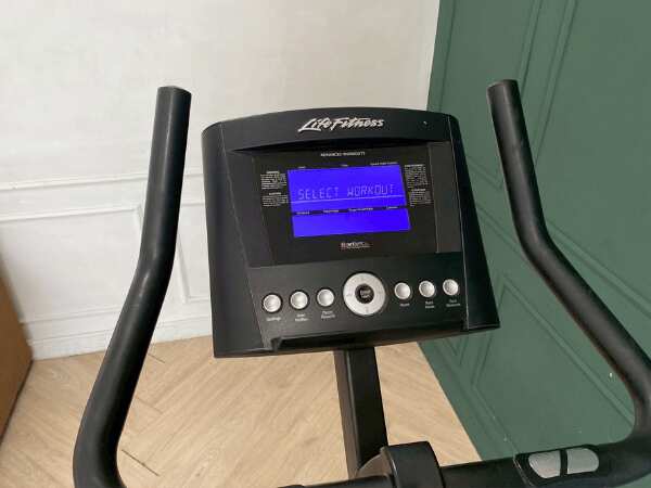 Life Fitness C1 Exercise Bike Life Fitness C1 Lifecycle Exercise Bike_8T9R8IO0UC