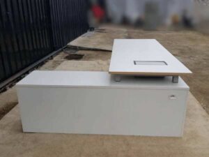 L-shaped corner desk with document cabinet, modern style, 180-200 cm.