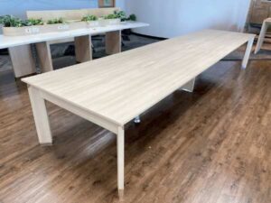Conference table with power strip 482 cm