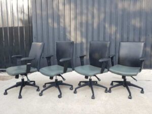 Office chair, leather seat, with arms, Logica work chair_N1I1K49Y1U_JHG6HBSSCW_E0V2NM9GD2_A4JRXS1QQX