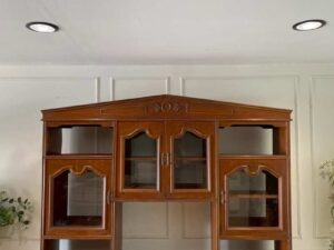 Wooden display cabinet with 6 doors, 7 compartments, and 1 drawer, brown color._A70ADGOY7I