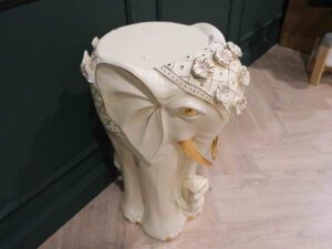 Luxurious home decor flower stand, elephant-shaped style._A9Q6F8DWEF