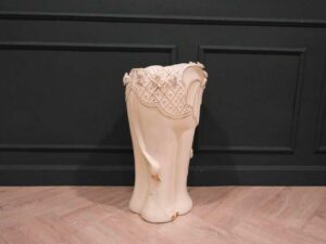 Luxurious home decor flower stand, elephant-shaped style._A9Q6F8DWEF