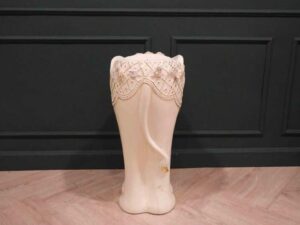 Luxurious home decor flower stand, elephant-shaped style._A9Q6F8DWEF