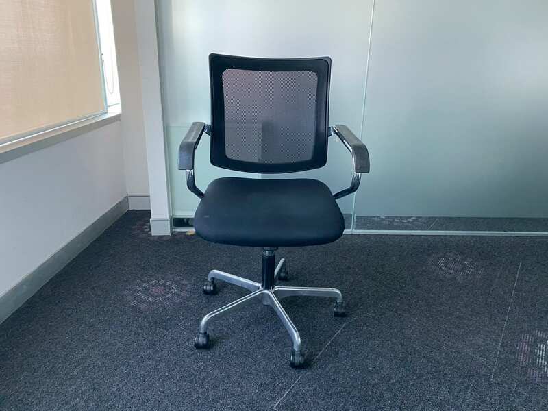 Office chair, steel legs, steel armrests, fabric seat, mesh backrest, Perfect brand.