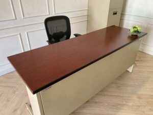 Work desk, seminar table, conference table, multipurpose table, steel, wooden top, KINGDOM brand, 183 cm.