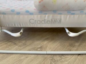 Electric baby swing, Cradle Max brand.