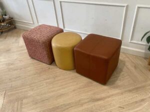 Stool, square, round, minimalist style_BIEDTPPIRT