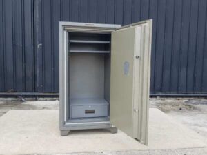 Kingdom brand rotary combination safe, model SA-823_BL4UY6WY6M