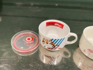 ceramic cup with lid