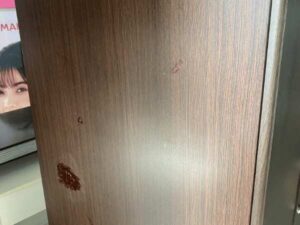 Wardrobe with 4 doors, 3 drawers, mirror top