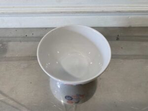 Premium white ceramic bowl by Anlene.