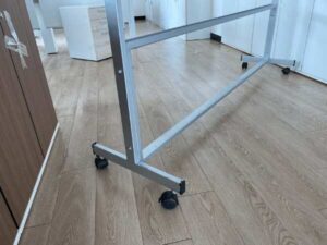 Magnetic whiteboard with stand, 2 sides, 120x180 cm