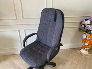 Gray Fabric Office Chair_ELU8SY4YN1