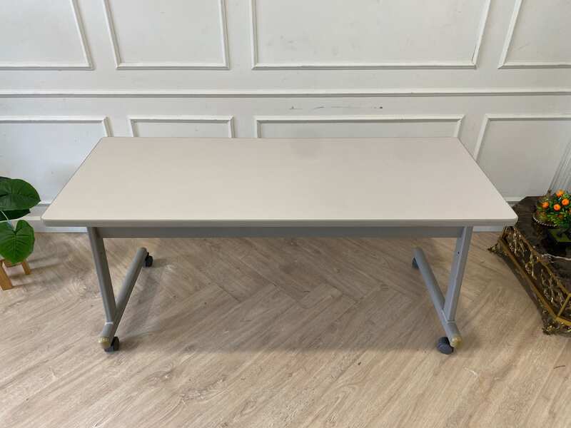 Folding conference table with wheels, Kokuyo brand_ETE8EYY0ZU