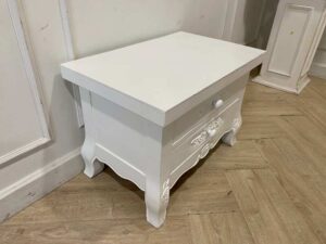 Vintage Louis-style carved wood bedside cabinet with 2 drawers, white
